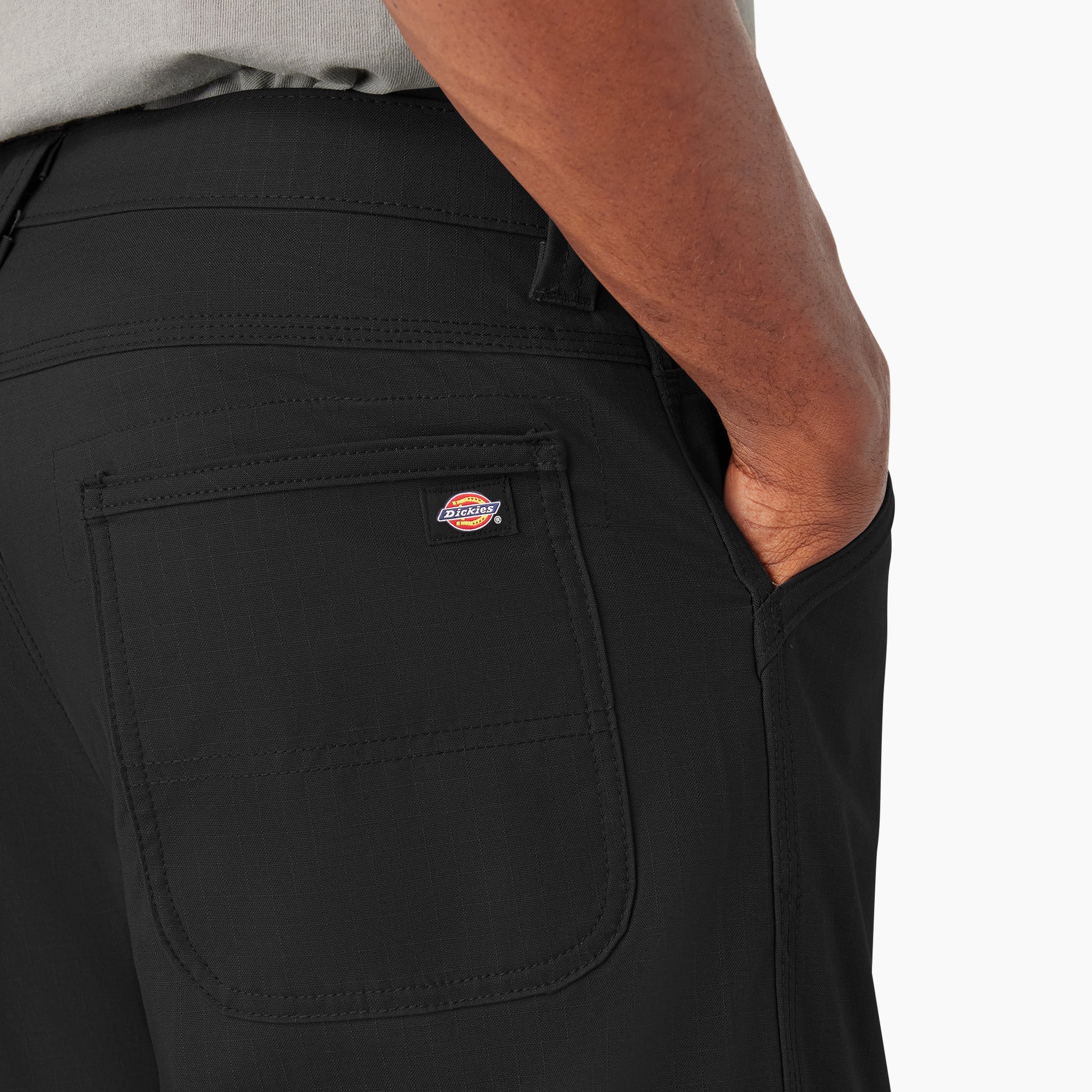 FLEX DuraTech Relaxed Fit Ripstop Cargo Pants